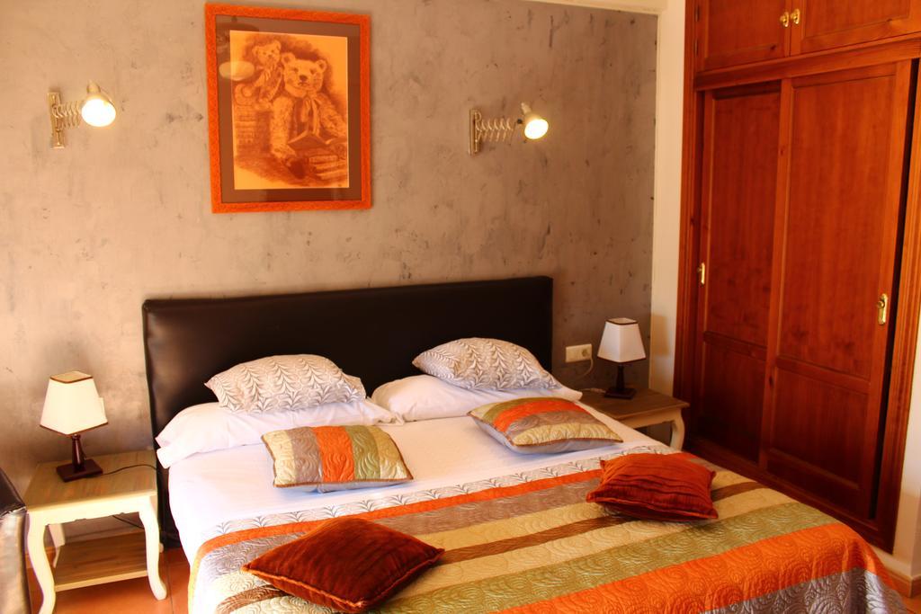 Hostal Don Peque Adult Recommended Nerja Oda fotoğraf