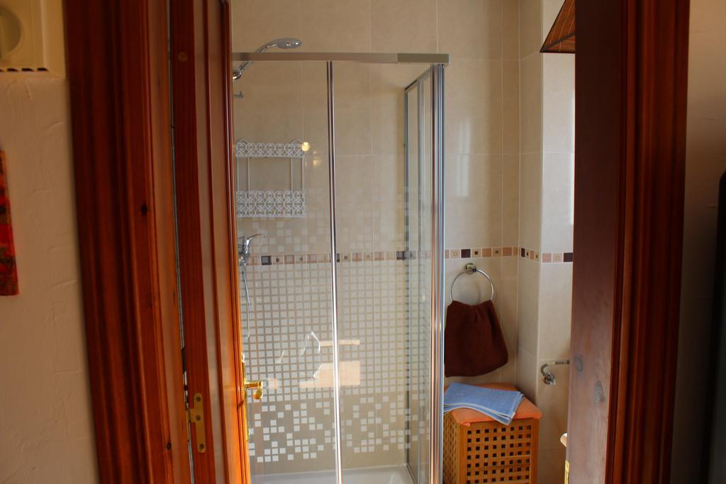 Hostal Don Peque Adult Recommended Nerja Oda fotoğraf